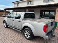 Usata Nissan Navara 190 CV (139 kW) 2011 Grigio Pick-up