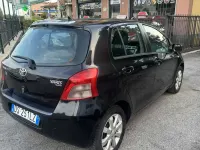 Usata Toyota Yaris 87 CV (63 kW) 2008 Nero Utilitaria