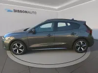 Usata Ford Focus Active 125 CV (91 kW) 2022 Magnetic grey (metallizzato) Berlina
