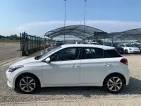 Usata Hyundai i20 Style 84 CV (61 kW) 2016 Bianco Berlina