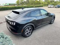 Usata Ford Mustang Standard Range 136 CV (100 kW) 2023 Nero SUV