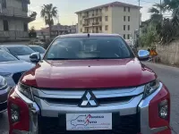 Usata Mitsubishi L200 Inform 150 CV (110 kW) 2021 Rosso Pick-up