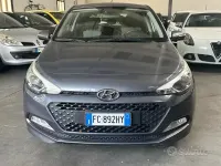 Usata Hyundai i20 90 CV (66 kW) 2016 Grigio Utilitaria