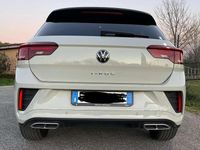 Usata VW T-Roc R-line 110 CV (80 kW) 2023 Grigio SUV