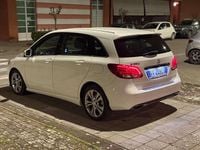 Usata Mercedes B180 109 CV (80 kW) 2016 Monovolume