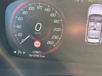 Usata Volvo XC40 129 CV (94 kW) 2021 Nero SUV