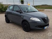 Usata Lancia Ypsilon Gold 85 CV (62 kW) 2014 Grigio Utilitaria