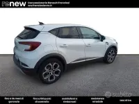 Usata Renault Captur Techno 91 CV (66 kW) 2022 Bianco SUV