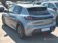 Usata Peugeot 208 100 kW (136 CV) 2022 Grigio Utilitaria