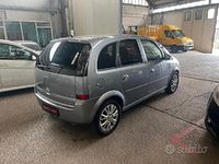 Usata Opel Meriva Enjoy 105 CV (77 kW) 2006 Beige Monovolume