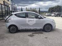 Usata Lancia Ypsilon 69 CV (50 kW) 2017 Grigio Utilitaria