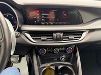 Usata Alfa Romeo Stelvio Veloce 210 CV (154 kW) 2024 Bianco SUV