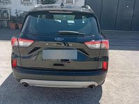 Usata Ford Kuga 120 CV (88 kW) 2021 Nero SUV