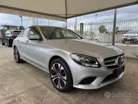Usata Mercedes C180 122 CV (89 kW) 2020 Grigio Berlina