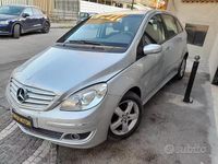 Usado Mercedes B150 Chrome 116 CV (85 kW) 2007 Gris Monovolumen