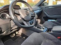 Usata Skoda Superb SportLine 150 CV (110 kW) 2017 Bianco Station wagon