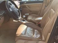 Usata VW Golf V 2004 Utilitaria