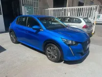 Usata Peugeot e-208 Active 56 kW (77 CV) 2020 Blu/azzurro Utilitaria
