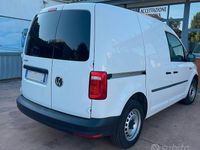 Usata VW Caddy 102 CV (75 kW) 2020 Bianco Monovolume