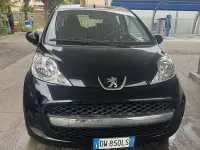 Usata Peugeot 107 68 CV (50 kW) 2009 Nero Utilitaria