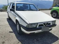 Usata Alfa Romeo 75 110 CV (80 kW) 1987 Bianco Berlina
