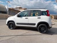 Usata Fiat Panda 4x4 S 84 CV (61 kW) 2019 Bianco Utilitaria