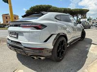 Usata Lamborghini Urus 666 CV (489 kW) 2024 Grigio hati SUV
