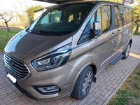 Usata Ford Tourneo Titanium 185 CV (136 kW) 2021 Monovolume