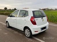 Usata Hyundai i10 70 CV (51 kW) 2012 Bianco Utilitaria
