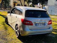 Usata Mercedes B180 Premium 109 CV (80 kW) 2012 Argento Utilitaria