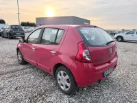 Usata Dacia Sandero 54 CV (39 kW) 2010 Rosso Berlina