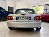 Usata Mazda MX5 Edition 110 CV (80 kW) 1999 Grigio Cabrio