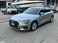 Usata Audi A3 Sportback Business 110 CV (80 kW) 2021 Argento Utilitaria