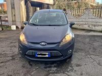 Usata Ford Fiesta Business Edition 96 CV (70 kW) 2012 Blu Utilitaria