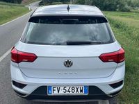Usata VW T-Roc Style 116 CV (85 kW) 2019 Argento SUV