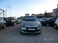 Usata Renault Scénic 130 CV (95 kW) 2010 Grigio Monovolume