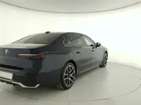 Usata BMW 740 M Sport 299 CV (219 kW) 2025 Blu Berlina