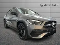 Usata Mercedes GLA200 Premium 150 CV (110 kW) 2020 Grigio montagna / metallizzato SUV