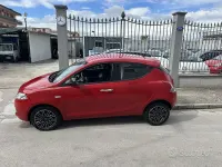 Usata Lancia Ypsilon 69 CV (50 kW) 2020 Rosso Utilitaria