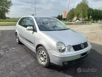 Usata VW Polo 64 CV (47 kW) 2002 Grigio Utilitaria