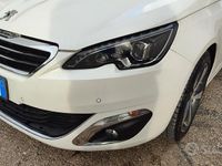 Usata Peugeot 308 120 CV (88 kW) 2015 Bianco Berlina