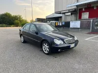 Usata Mercedes C240 Avantgarde 170 CV (125 kW) 2000 Bluazzurro Berlina