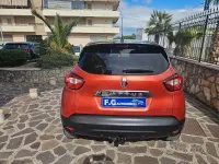 Usata Renault Captur Intens 110 CV (80 kW) 2016 Arancione SUV