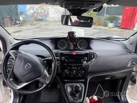 Usata Lancia Ypsilon 85 CV (62 kW) 2014 Bianco Utilitaria