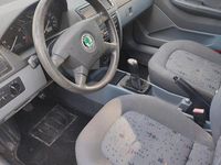 Usata Skoda Fabia 101 CV (74 kW) 2001 Verde Utilitaria