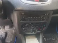Usata Peugeot 206 60 CV (44 kW) 2010 Nero Berlina