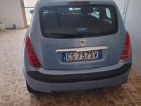 Usata Lancia Ypsilon 69 CV (50 kW) 2005 Blu Utilitaria