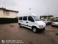 usata Renault Master 9 POSTI