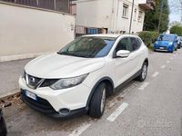 Usata Nissan Qashqai 131 CV (96 kW) 2016 Bianco SUV