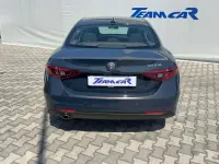 Usata Alfa Romeo Giulia 150 CV (110 kW) 2016 Blu Berlina